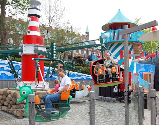 tivoli gardens copenhagen