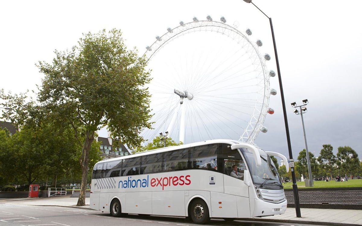 biglietti di sola andata national express: tratta aeroporto di stansted - stazione di london victoria-2 biglietti di sola andata national express: tratta aeroporto di stansted - stazione di london victoria-2