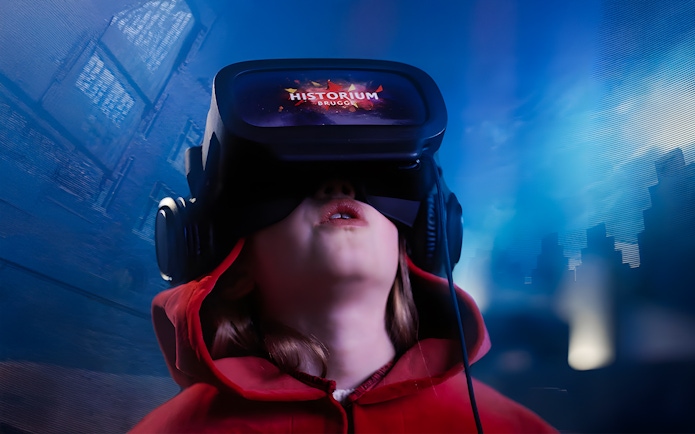 VR headset experience at Historium Bruges.