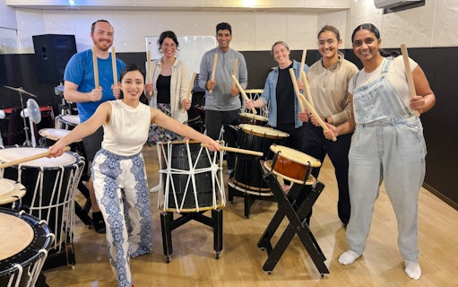 tokyo taiko drumming workshop with master instructor & performance video-5