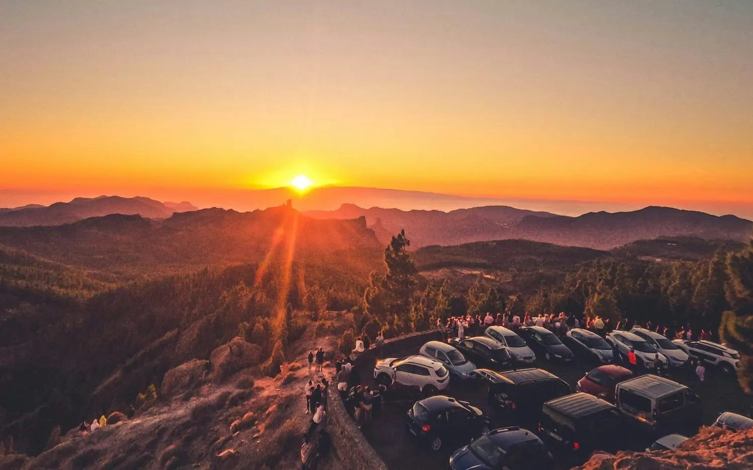 Gran Canaria: Volcano Sunset Tour and Local Food Tasting