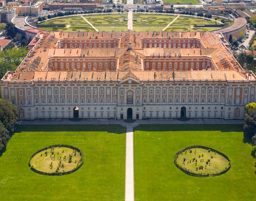 visit royal palace of caserta