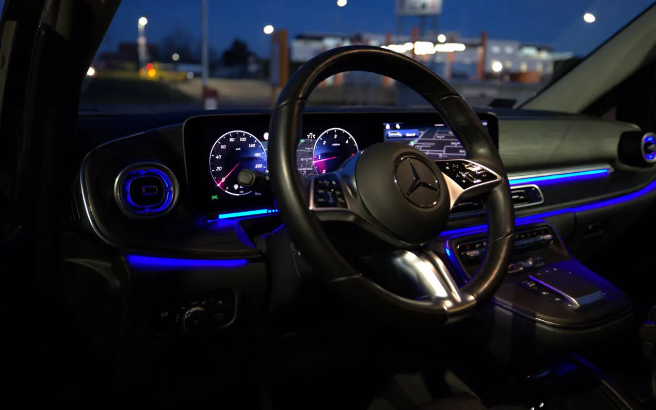 Luxury car interior for Budapest private transfer to airport.