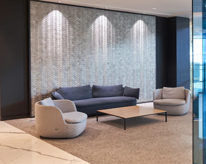 Barcelona El Prat Airport: Sala VIP Joan Miro Lounge at Terminal 1 (Product 52537)