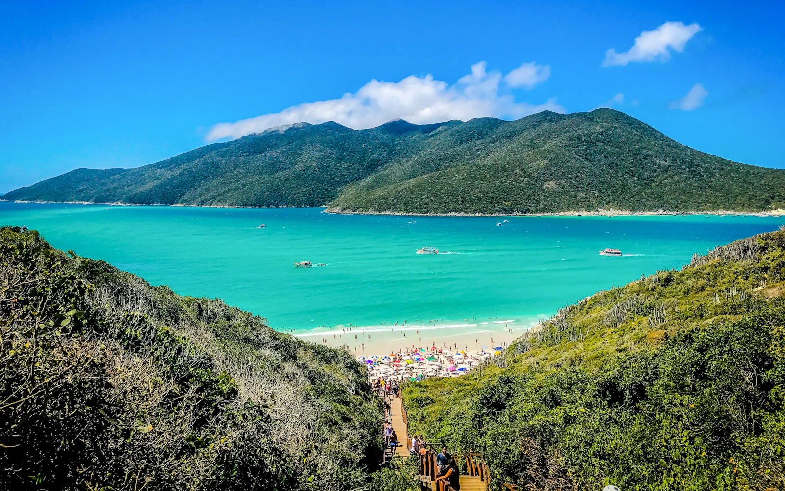 Arraial do Cabo Blue Grotto and Atalaia Coastal Boat Tour with Lunch Image 2