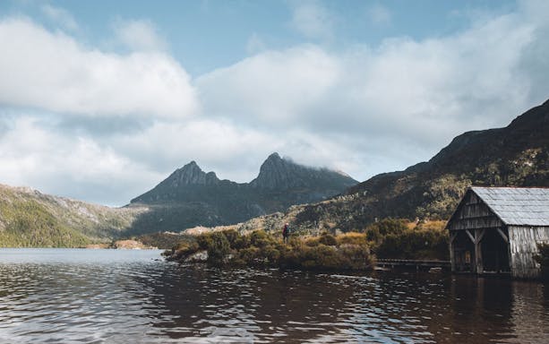 6 day island icons day tour bundle - cradle mountain, winegl-4