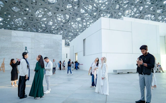 ab dubai: kulturelle tour durch abu dhabi mit besuch der scheich-zayid-moschee und des souks-2