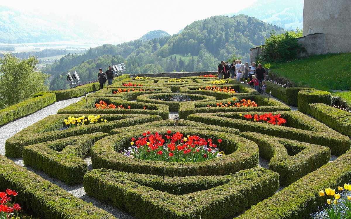 full-day guided tour of gruyères medieval village with chocolate tasting-6 full-day guided tour of gruyères medieval village with chocolate tasting-6