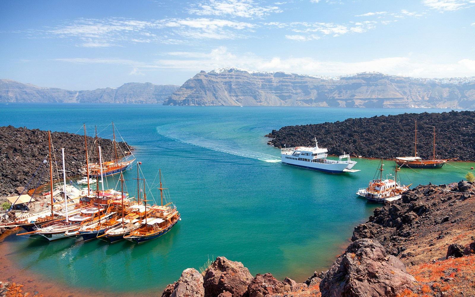 Santorini Cruise - Volcano of Nea Kameni