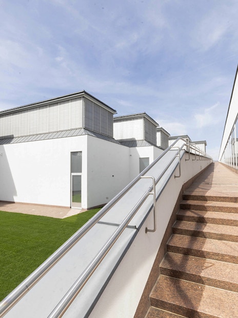 Rooftop sculpture and modern architecture at ALBERTINA KLOSTERNEUBURG.