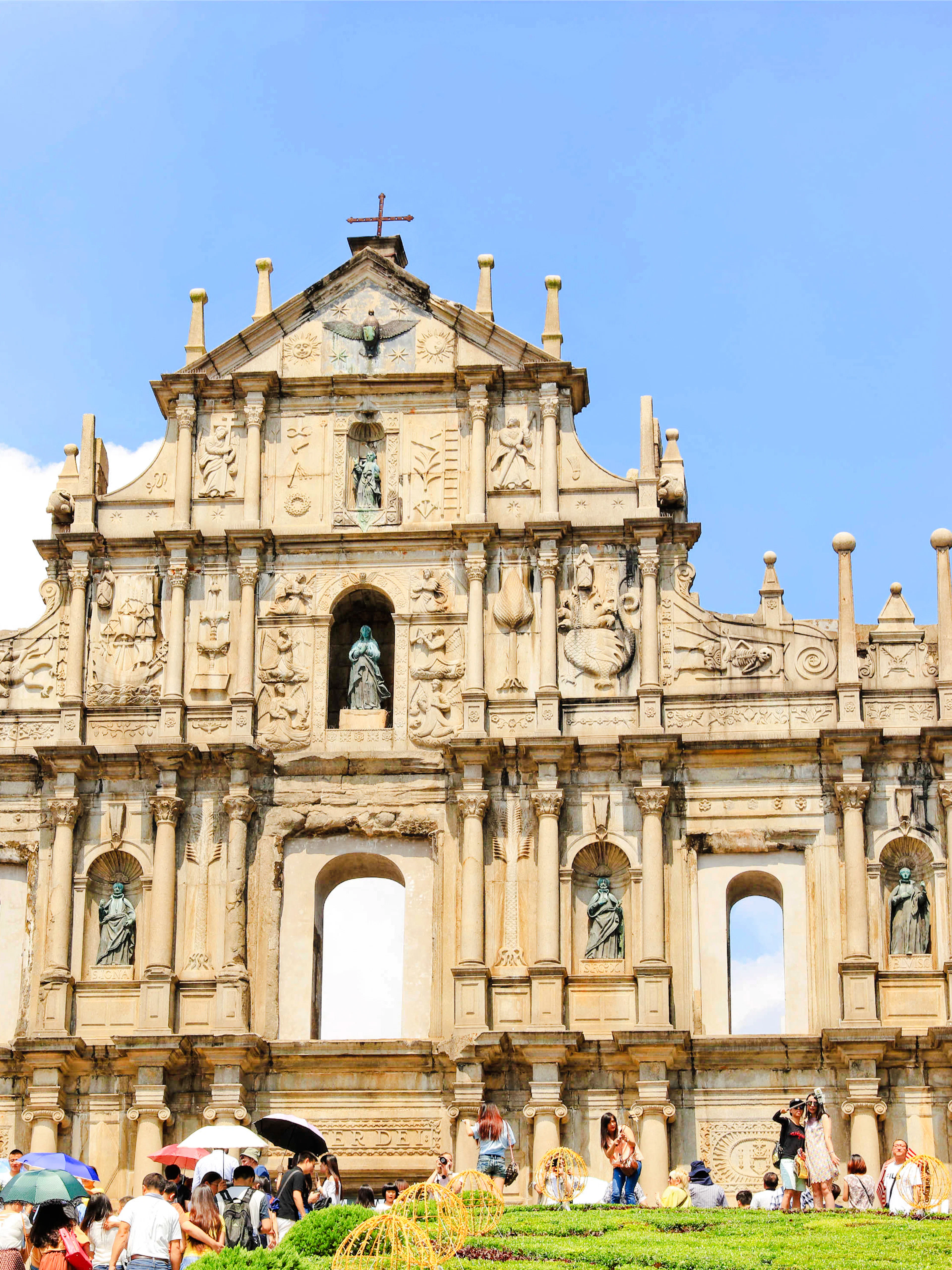 from hong kong: macau guided day trip with lunch by turbojet ferry and hzmb bus-1