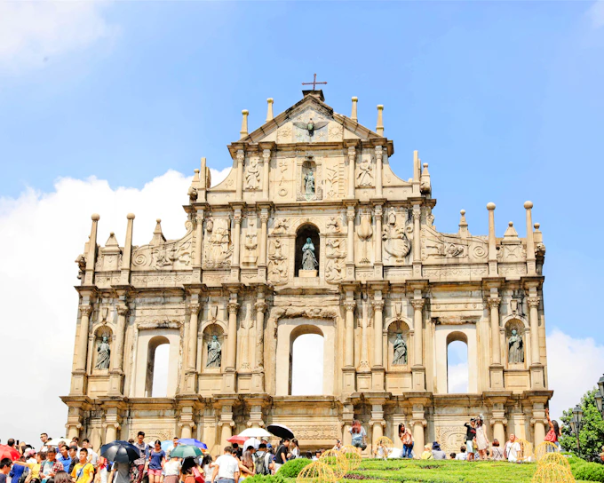 From Hong Kong: Macau Guided Day Trip with Lunch by TurboJet Ferry and HZMB Bus (Product 52331)