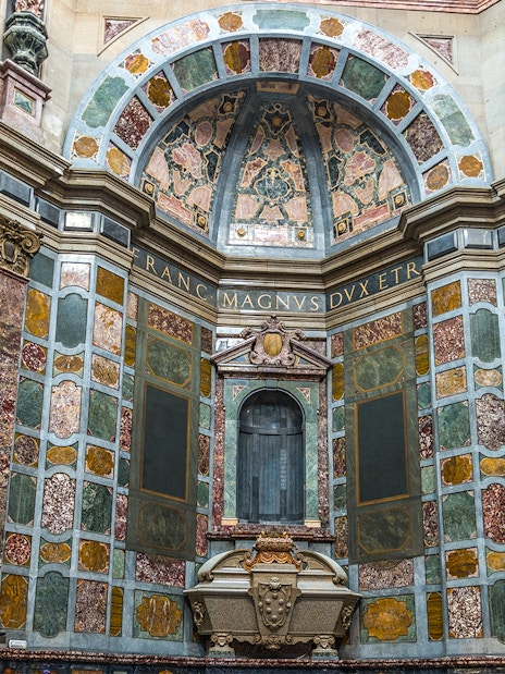 Medici Chapel interior with ornate marble walls, Florence Medici Walking Tour.