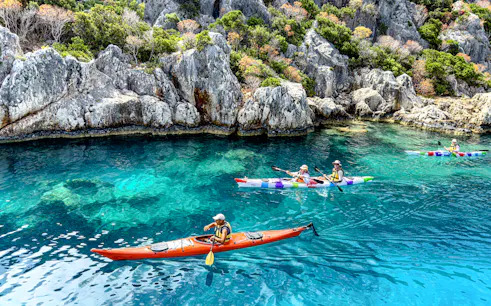 desde kas: excursión guiada en kayak de mar a la ciudad sumergida de kekova y a kalekoy, con almuerzo y traslados incluidos-1