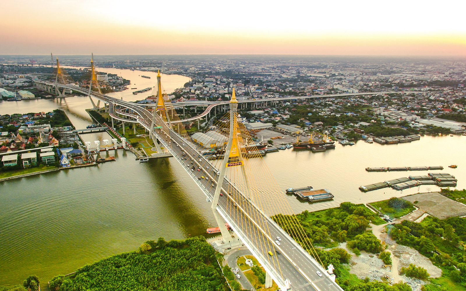 Aerial view of Bhumibol 1,2 bridge