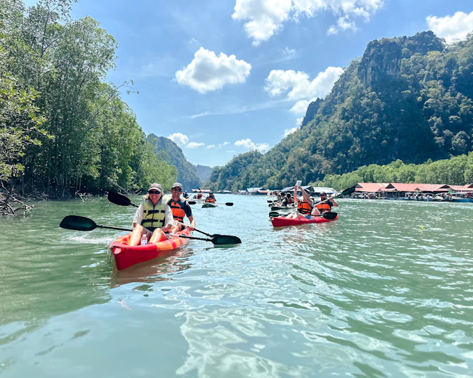 Langkawi Kilim Geoforest Park Mangrove Kayaking Tour with Lunch (Product 54370)