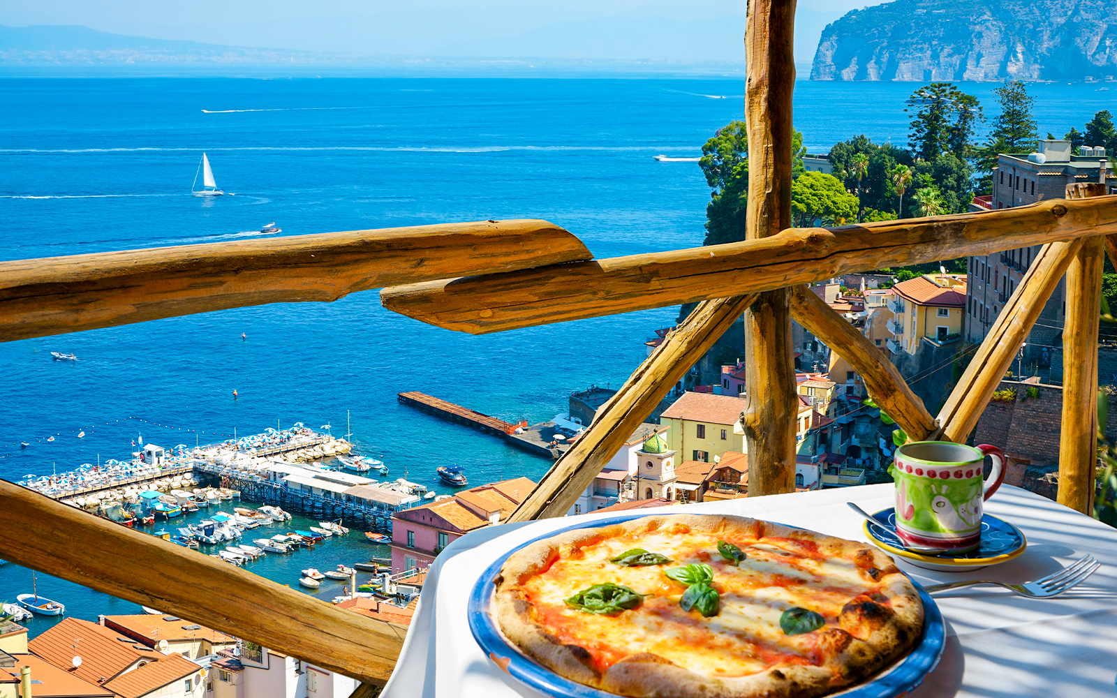 amalfi restaurant with view
