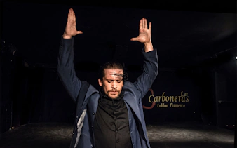 Flamenco dancer performing at Tablao LAS CARBONERAS in Madrid.