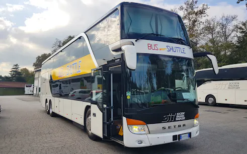 Shuttle bus for 24-Hr Hop-On Hop-Off Rome tour with transfers from Civitavecchia.