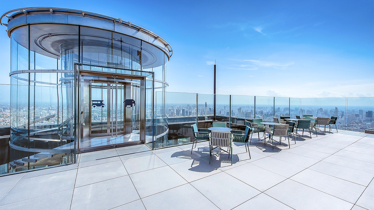 Mahanakhon Skywalk