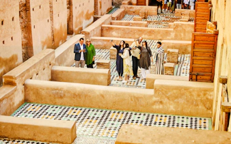 guidet vandretur i marrakech: saadier-gravene, bahia-palasset og basarene i medinaen-11