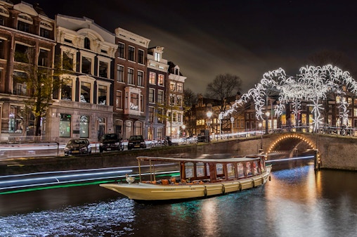 Festival de la Luz de Ámsterdam: Crucero de lujo de 75 minutos con bebidas y aperitivos ilimitados opcionales