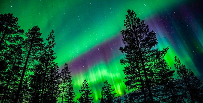 Choose unlimited mileage tours for guaranteed aurora sightings.