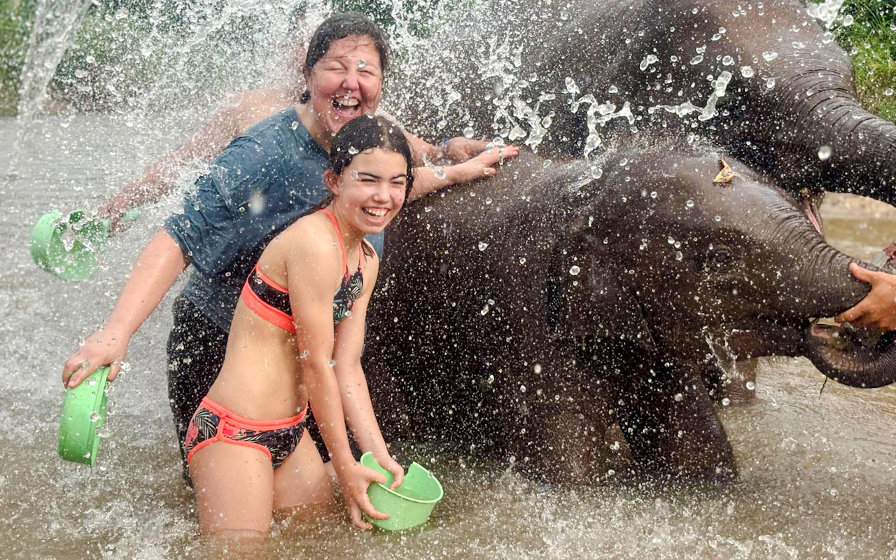 Chiang Mai: santuario degli elefanti, passeggiata fino alla cascata e attività di bamboo rafting — 7
