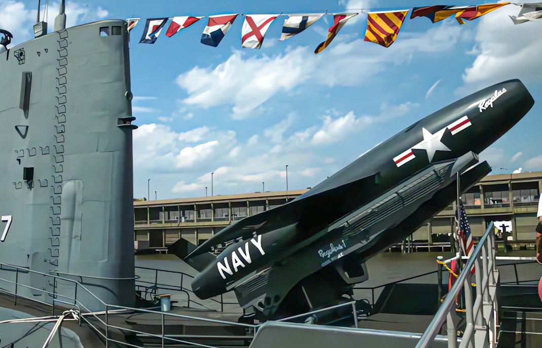 About Intrepid Museum