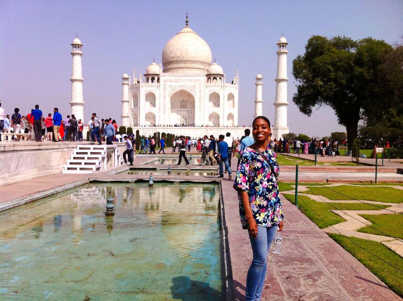 Visitors at the Taj Mahal with priority entry, Agra.