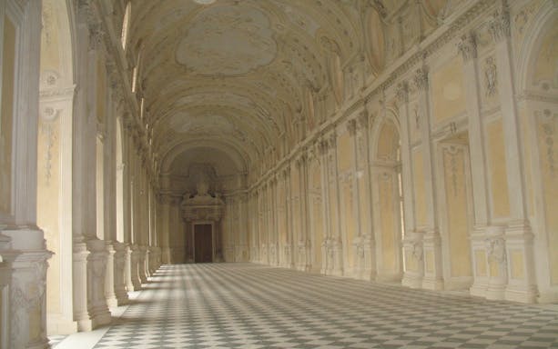 det kongelige palads og haverne i venaria-2