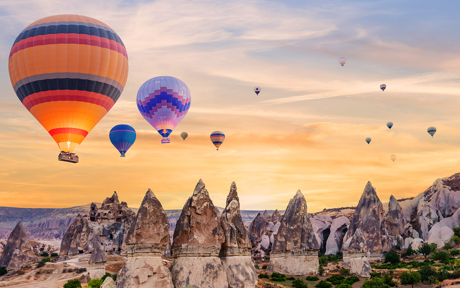Plan your Cappadocia hot air balloon tour