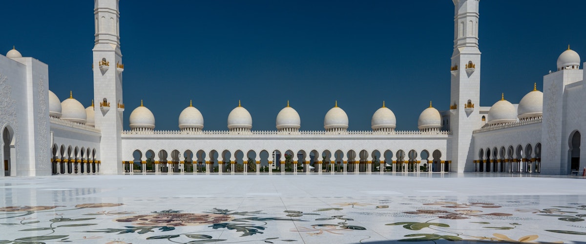 sheikh zayed grand mosque