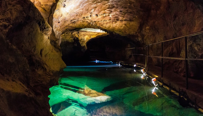 Jenolan Caves