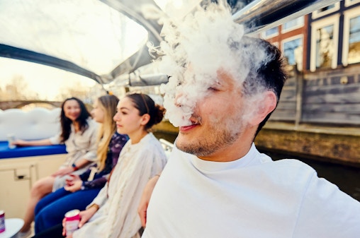 Amsterdam: 1-Hour Smoke-Friendly Cloud Boat Tour