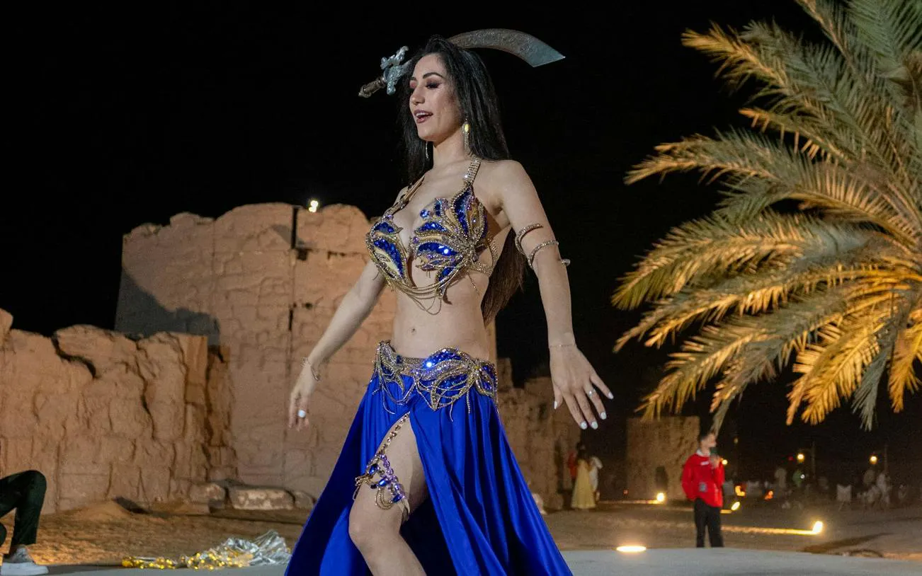 Dubai Lisaili Desert Safari with Camel Ride, BBQ and Entertainment