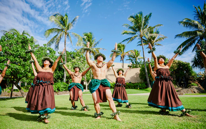 Polynesian Cultural Center: Aliʻi Lūʻau, Hā Show Package with Guided Tour