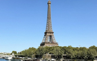 visite guidée du 2e étage de la tour eiffel avec accès prioritaire et billet pour une croisière sur la seine-3