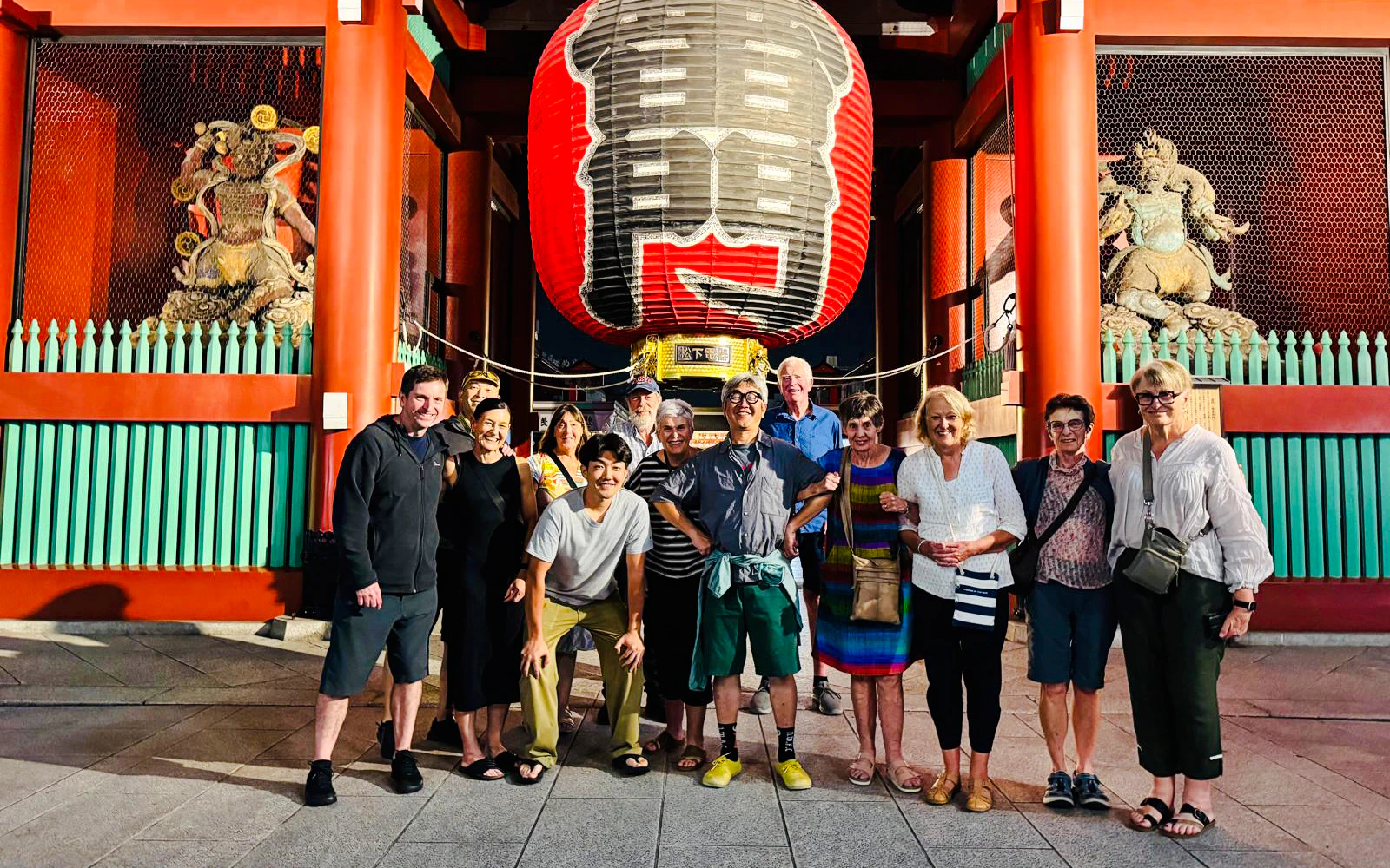 Tokyo Private Walking Tour with Local Guide Yuki