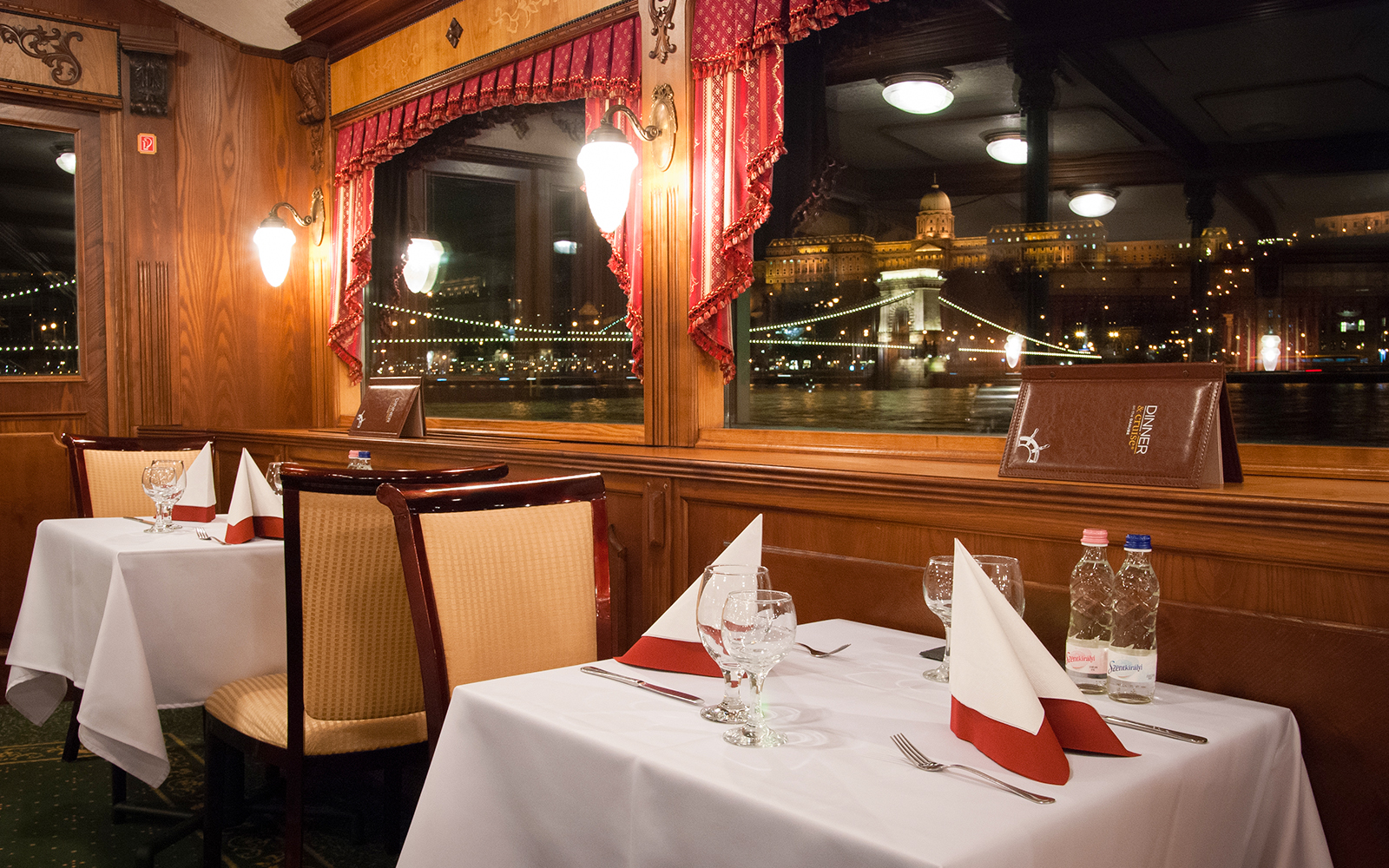 Budapest dinner cruises