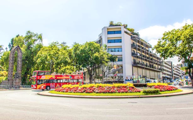 City Sightseeing bus at Rotunda do Infante Fountain, Funchal.