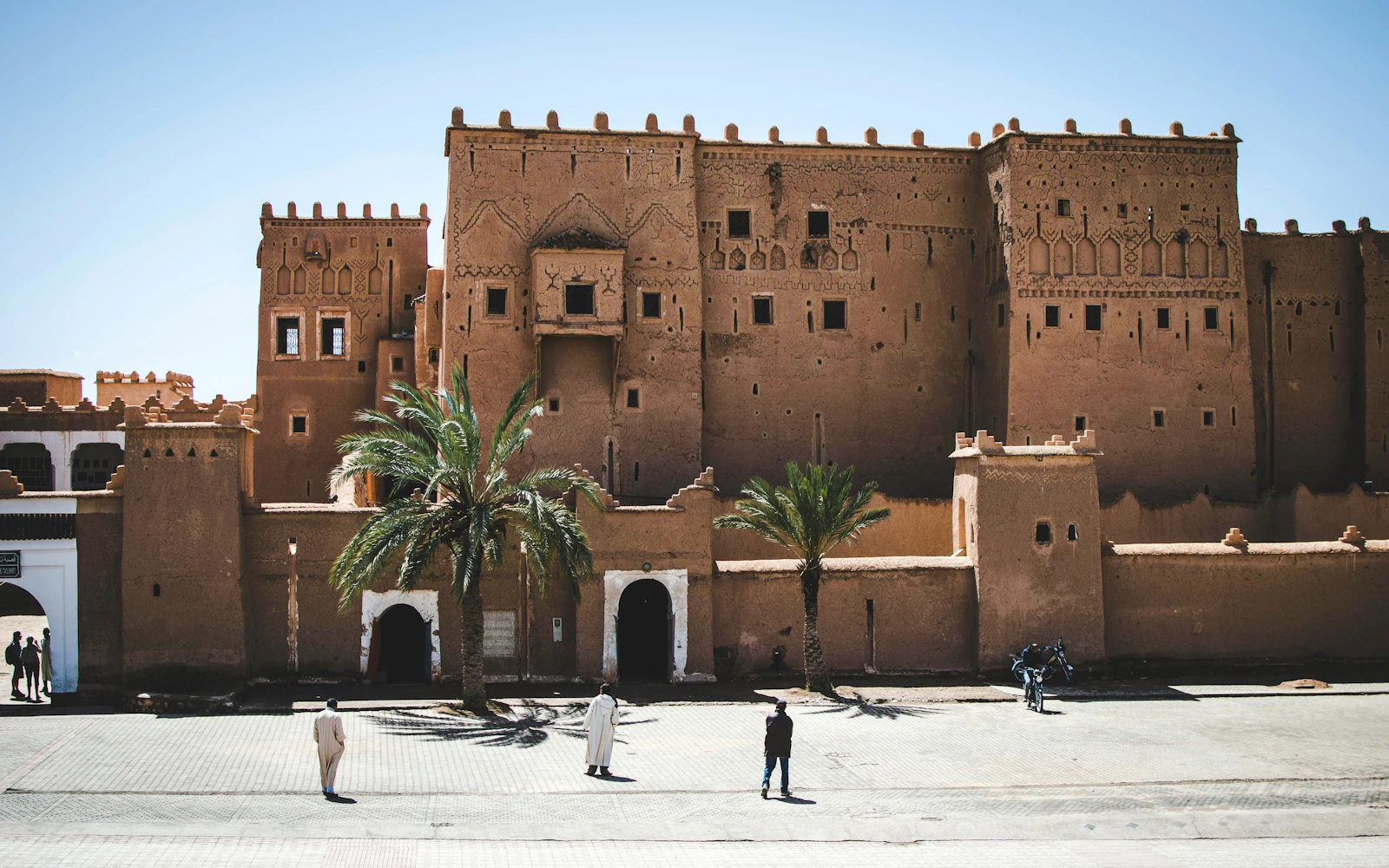 From Marrakech: Ouarzazate and Ait Ben Haddou Guided Day Trip