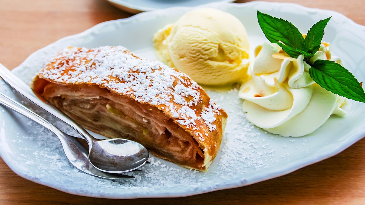 Apfelstrudel