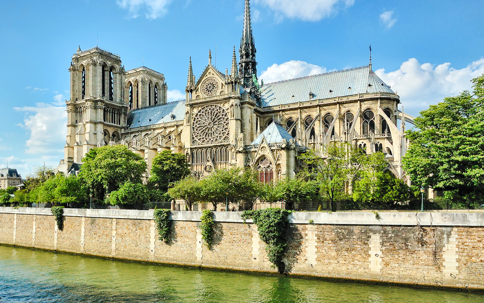 Sainte-Chapelle & Conciergerie Tickets with Seine River Cruise (Product 53715)