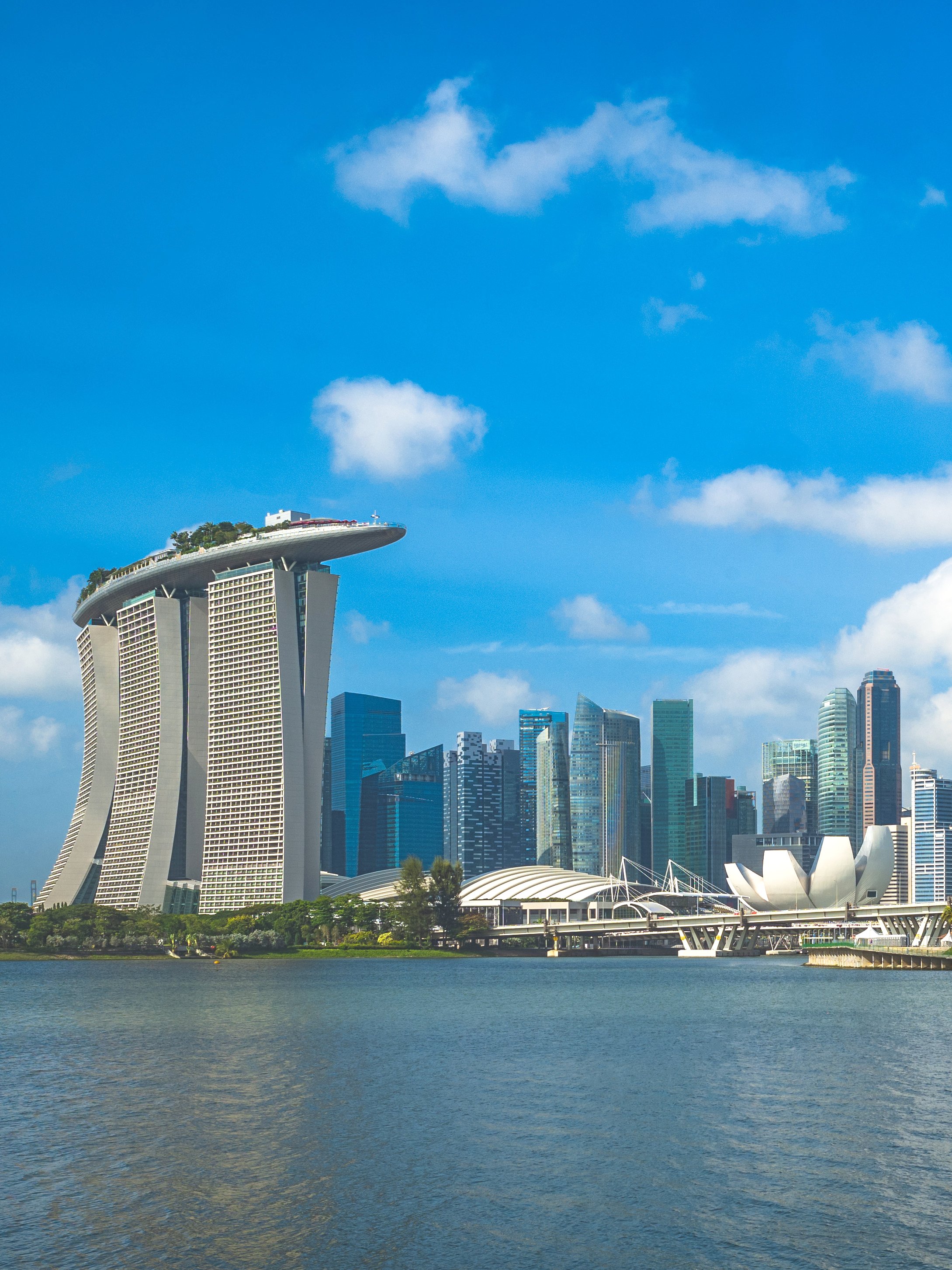 Marina Bay Sands and skyline with ArtScience Museum, Singapore.
