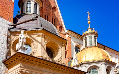 Krakow: Wawel Cathedral Small-Group Guided Tour with Entry