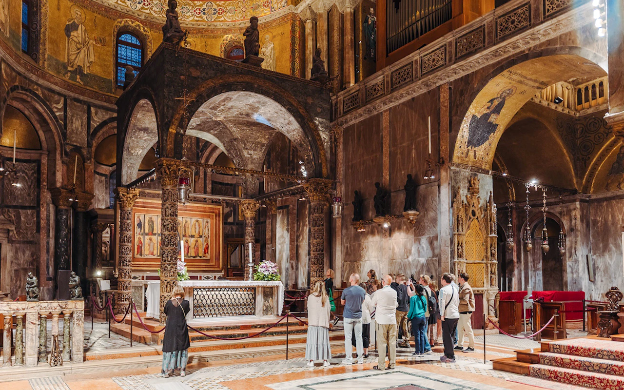 Tour notturno della Basilica di San Marco con Palazzo Ducale opzionale — 6