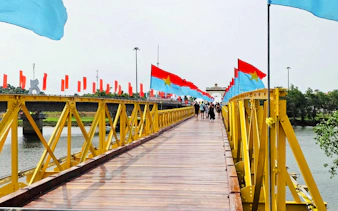 from hue: dmz tour to vinh moc tunnels, khe sanh combat base and hien luong bridge-8
