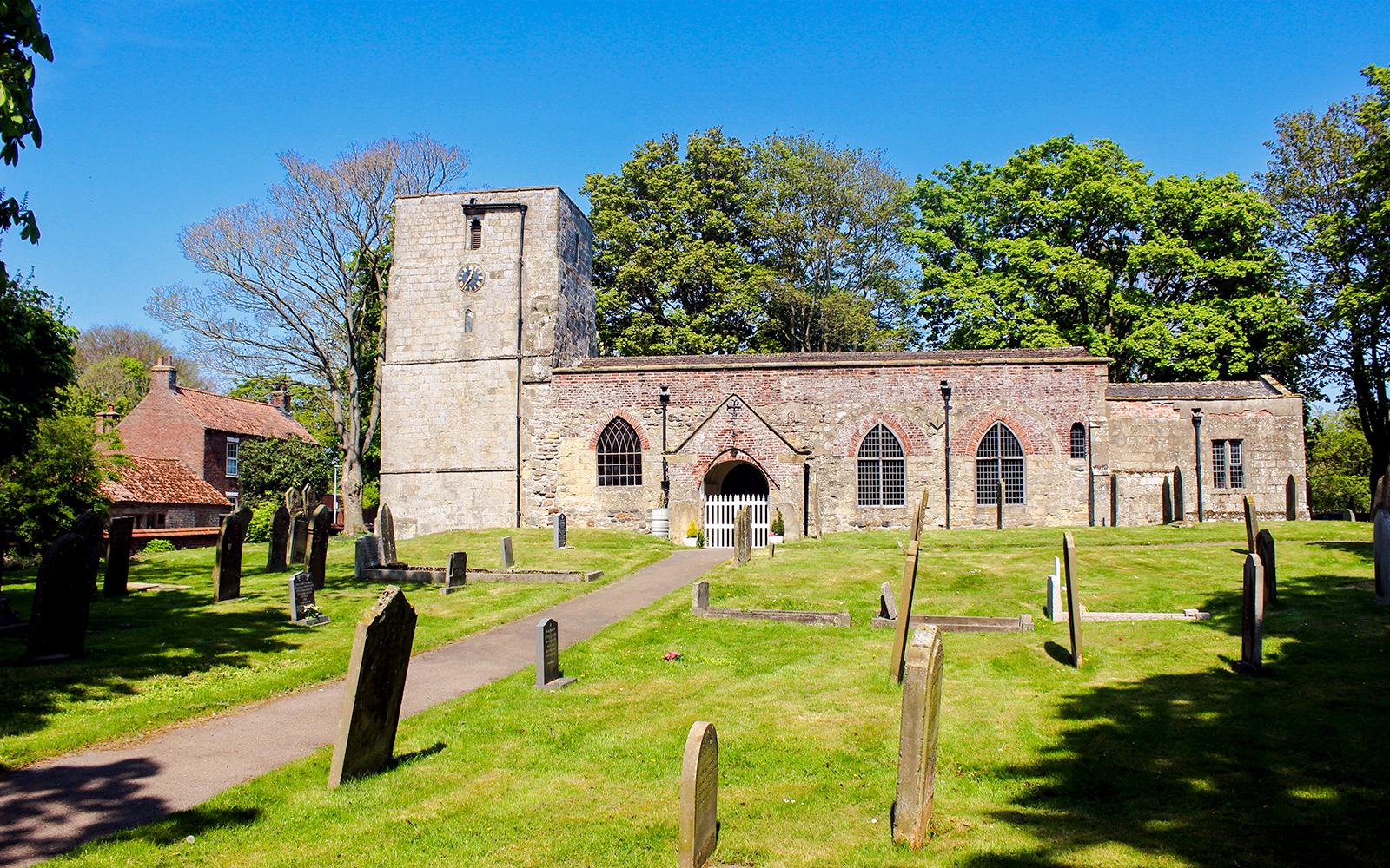 Aziz Cuthbert Kilisesi