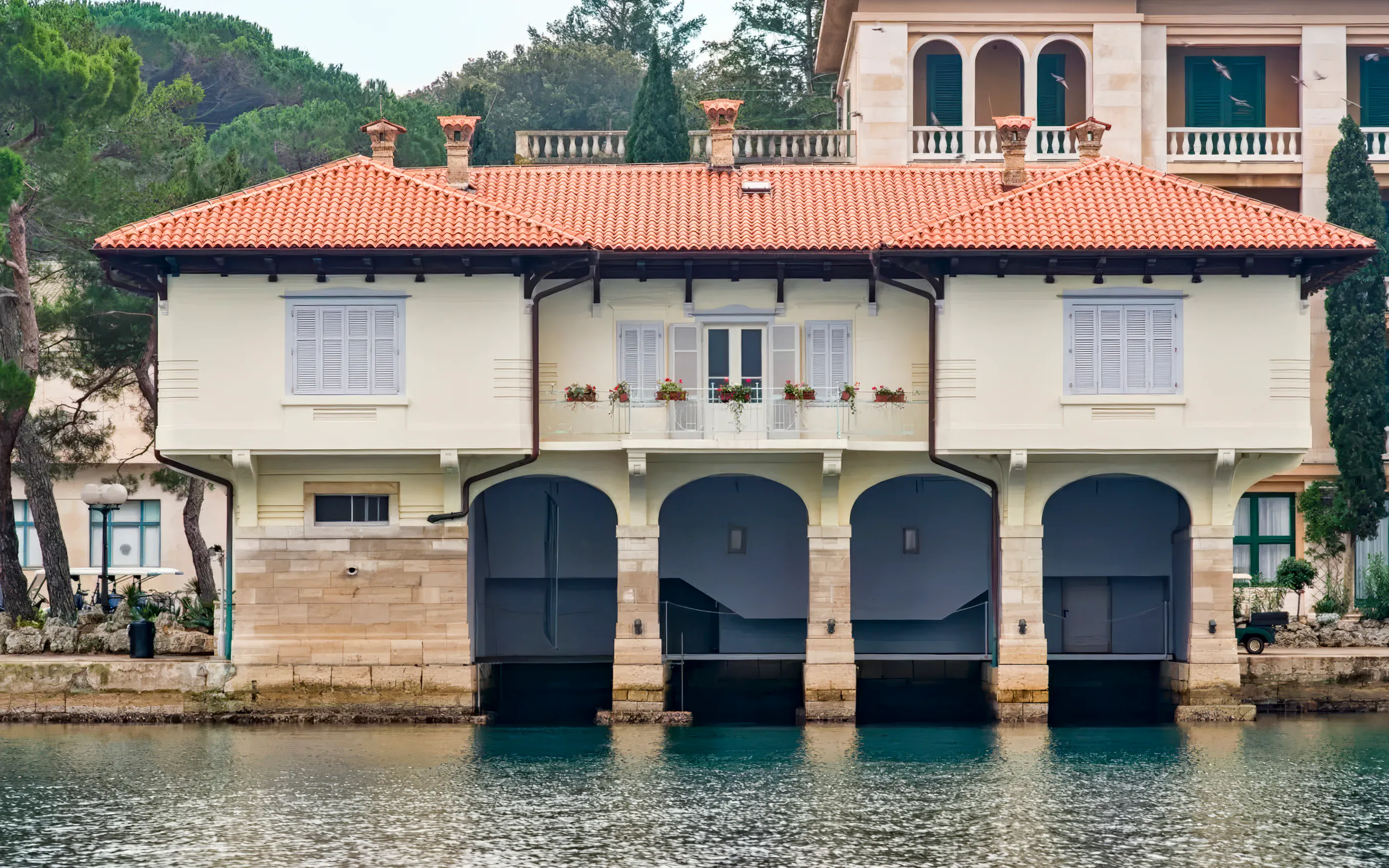 Historic villa by the water in Brijuni National Park, Fažana tour.